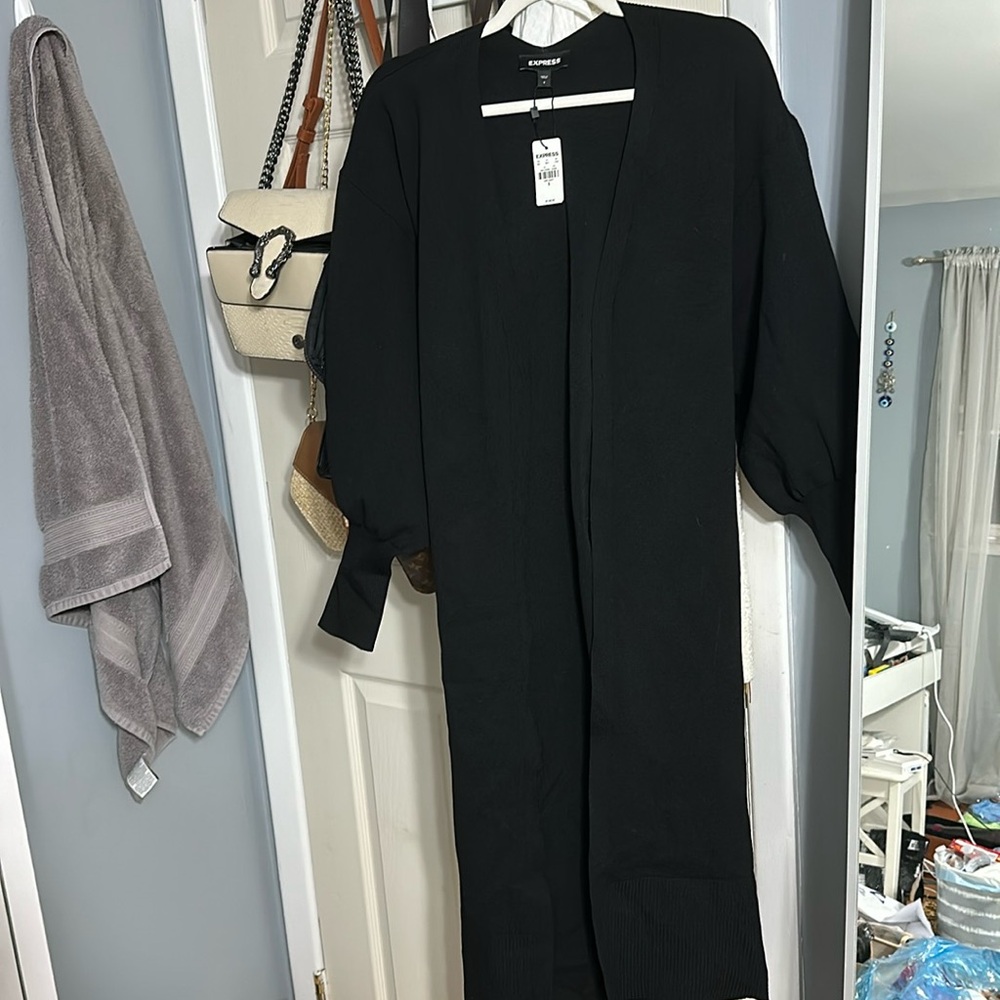 Black bubble sleeve cardigan